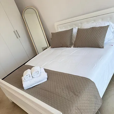 Appartamento Akh Vlorë